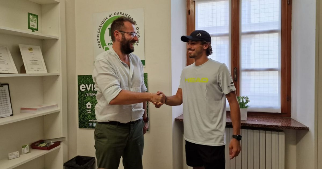 eVISO sostiene il talento del tennis cuneese Andrea Gola