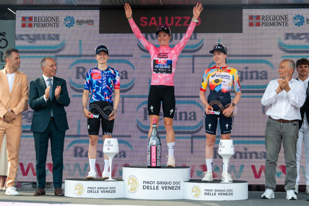 Il Center of Collective Intelligence di eVISO ha accolto il Gran Finale del Giro d&rsquo;Italia Women 2026: a Saluzzo la Maglia Rosa di Demi Vollering